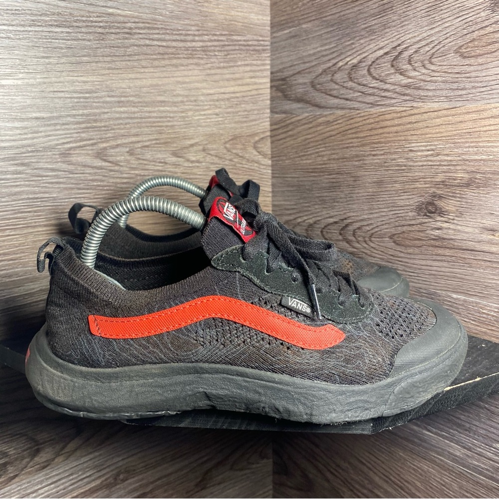 Vans UltraRange vr3 Nathan florence mesh black red
